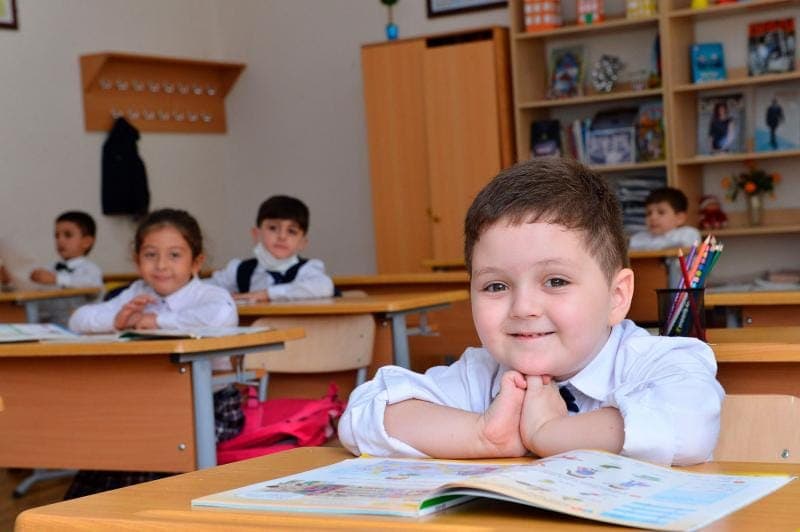 
Məktəblərdə rus bölməsi üzrə qəbul prosesi yekunlaşdı
