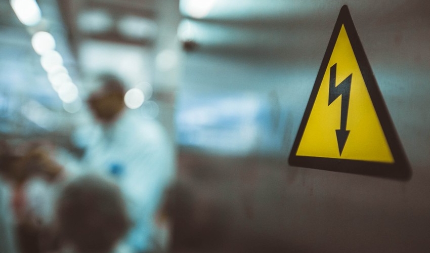 Elektrik cərəyanı "Aztelekom"un əməkdaşını vuraraq öldürdü