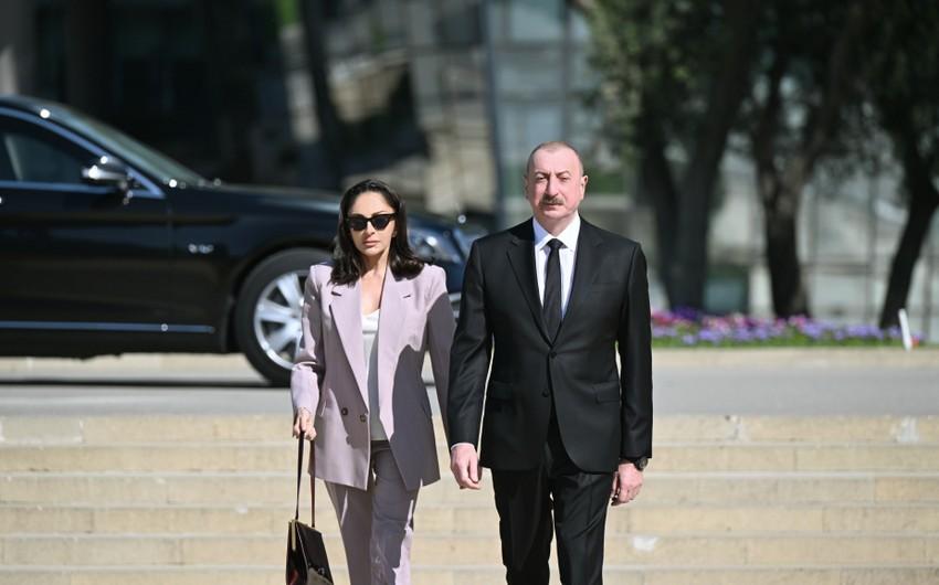 Prezident və birinci xanım Arif Babayevin vida mərasiminə əklil göndərdi – FOTO