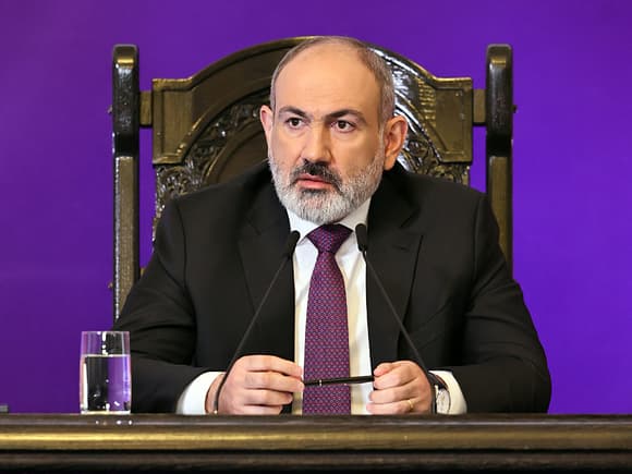 Paşinyan: &quot;Ərazi mübadiləsi mümkündür&quot;