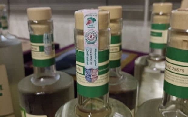 
Saxta spirtli içkilər satan market aşkarlandı