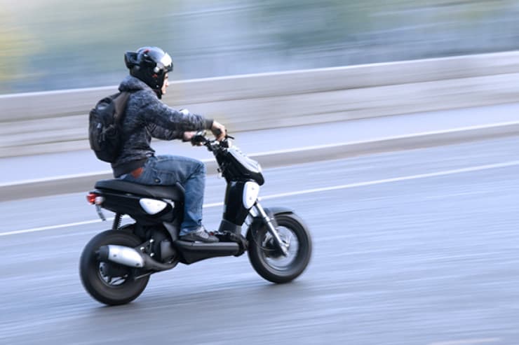 Bakıda motosiklet ilə avtoxuliqanlıq edən şəxs həbs edilib - <span style="color:#ff0000">VİDEO</span>