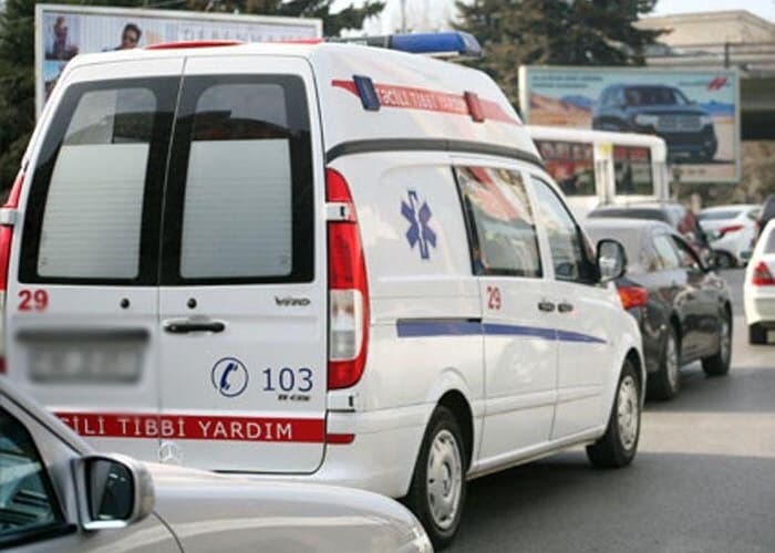 
Bakıda bazarda araba sürən şəxs <span style="color:#ff0000">QƏFİL ÖLDÜ</span>