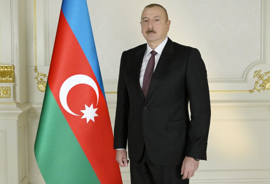 
Azərbaycan Prezidenti İlham Əliyevə &ldquo;Axaltəkə&rdquo; atı hədiyyə edilib
