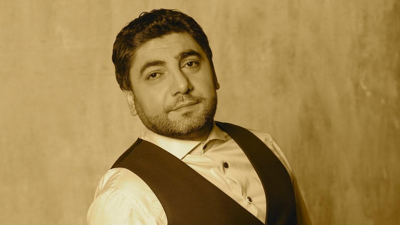 Nuri müğənni həmkarını məhkəməyə verir - <span style="color:#ff0000">FOTO</span>