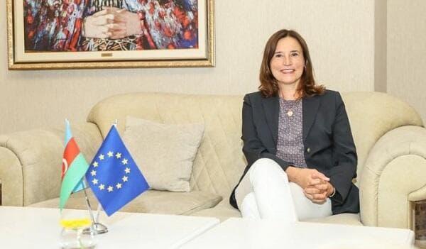 
Kuyundziç Mariyana Azərbaycana gəldi