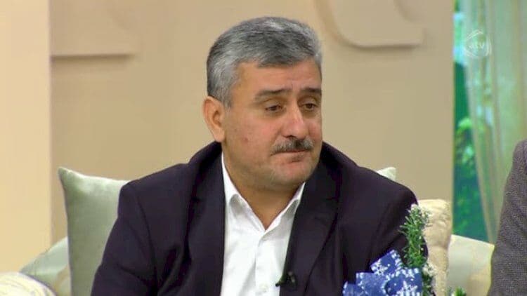 
&ldquo;Bunu edən kişilərə yarımçıq adam kimi baxıram&rdquo;