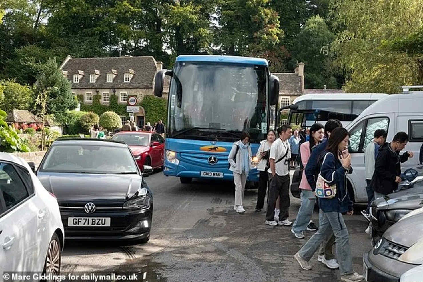 Dünyanın ən gözəl kəndinin sakinləri bu statusdan narahatdır