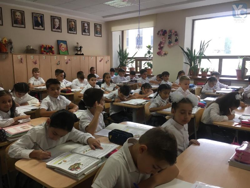 Bir sinifdə 40-60 şagird: Təhsilin keyfiyyəti necə təmin olunur?