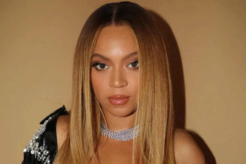 Beyonce hicabla görüntüləndi – FOTO