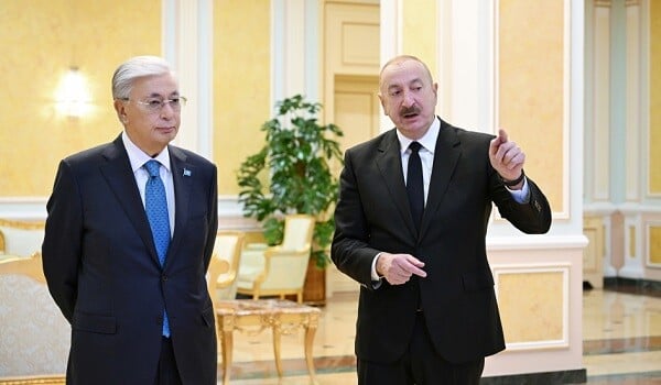 Prezidentlər Beynəlxalq Süni İntellekt Mərkəzində oldular