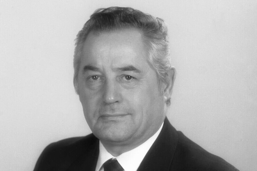 Tanınmış baş redaktor 91 yaşında vəfat etdi