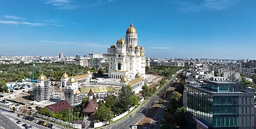 300 illik rekord: Dünyanın ən hündür pravoslav kilsəsi AÇILDI