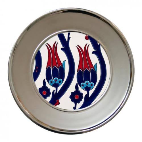 Türkiyəli elçi Ermənistan XİN müavininə bahalı boşqab hədiyyə etdi