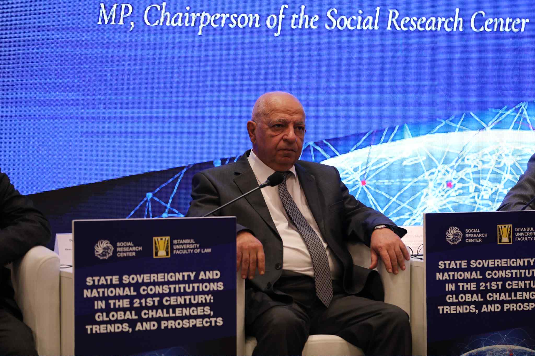 "İlham Əliyev Konstitusiyanın yaradılması prosesində fəal iştirak edib" - Şahin Əliyev