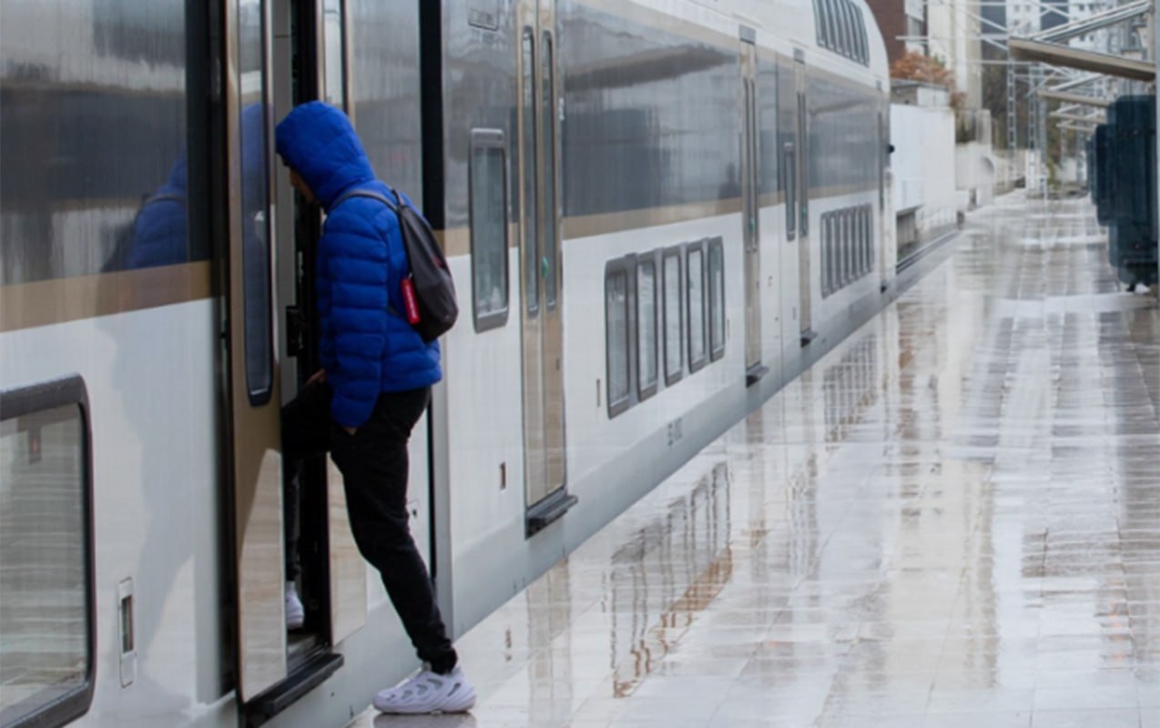 ADY-dən sərnişinlərə ÇAĞIRIŞ​​​​​​​