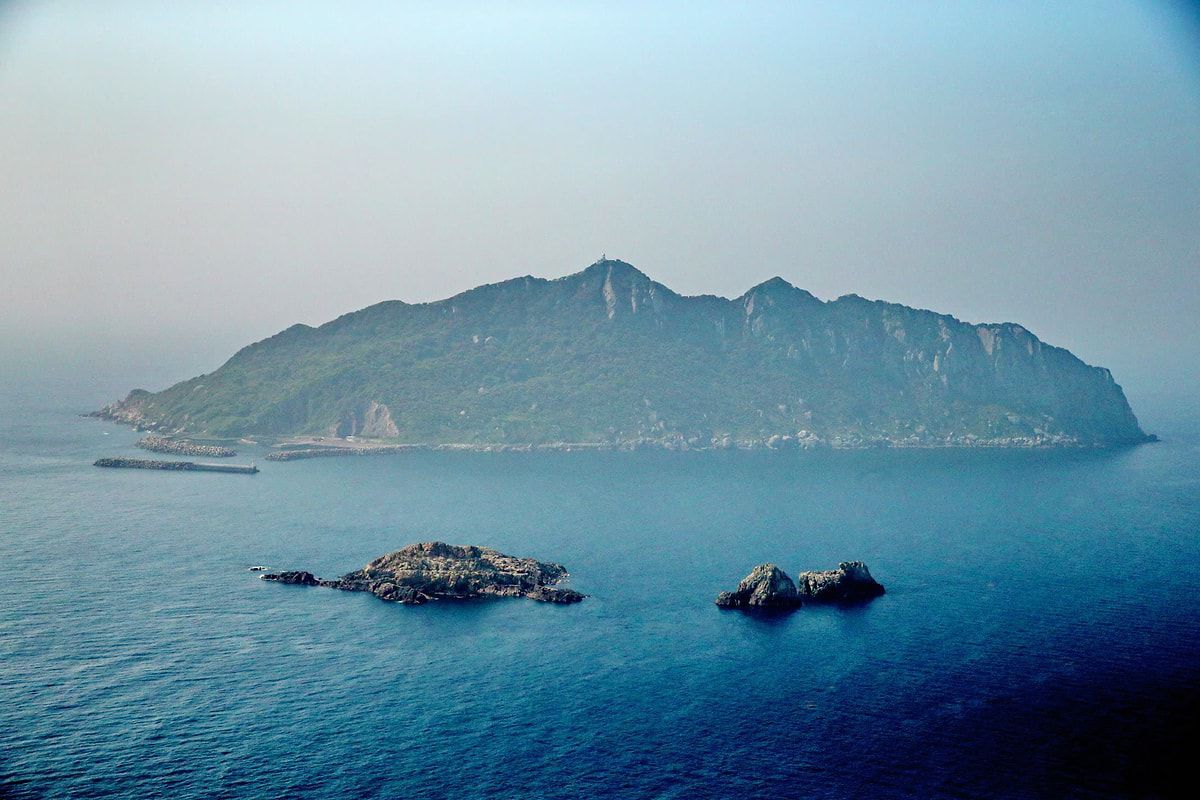 Qadınların ayaq basa bilmədiyi sirli ada – Okinoşima