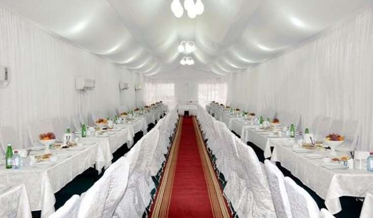 Azərbaycanda 15 minlik ehsan süfrəsi açılıb