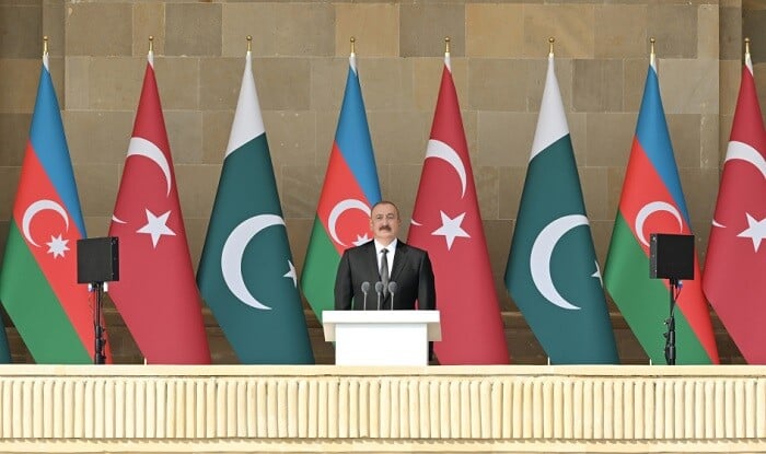 İlham Əliyev Hərbi paradla bağlı paylaşım etdi - FOTO