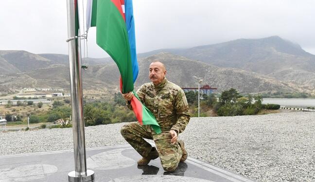 Eşq olsun Azərbaycan bayrağına! - Prezident