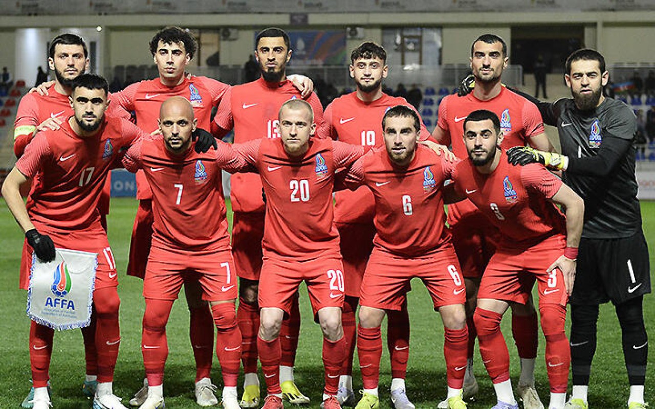 Azərbaycan millisi İslandiyaya qarşı