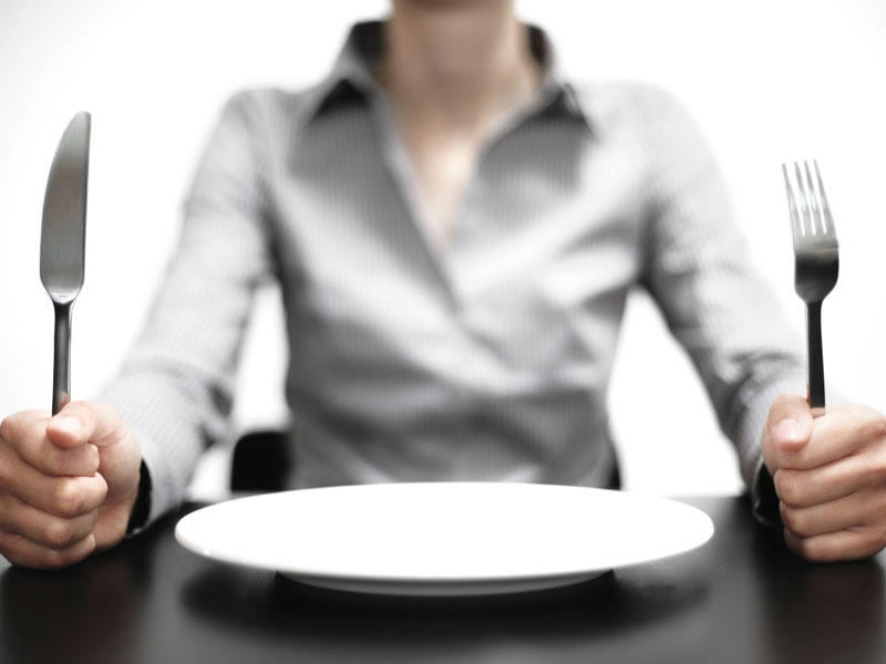Uzun müddət ac qalmaq: Sağlamlıq üçün faydaları və riskləri