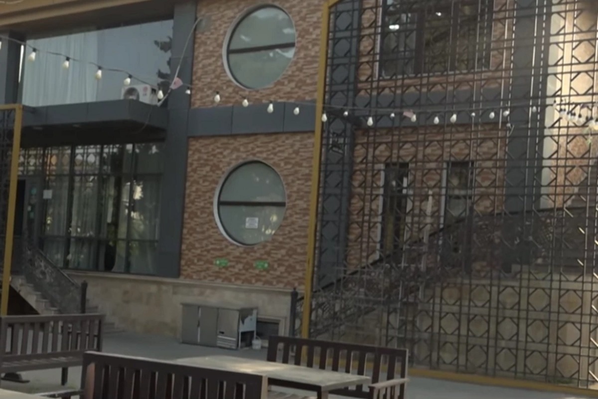 Bakıxanovda restoranda işçi işığı yandırdı, partlayış baş verdi - Hadisənin TƏFƏRRÜATI