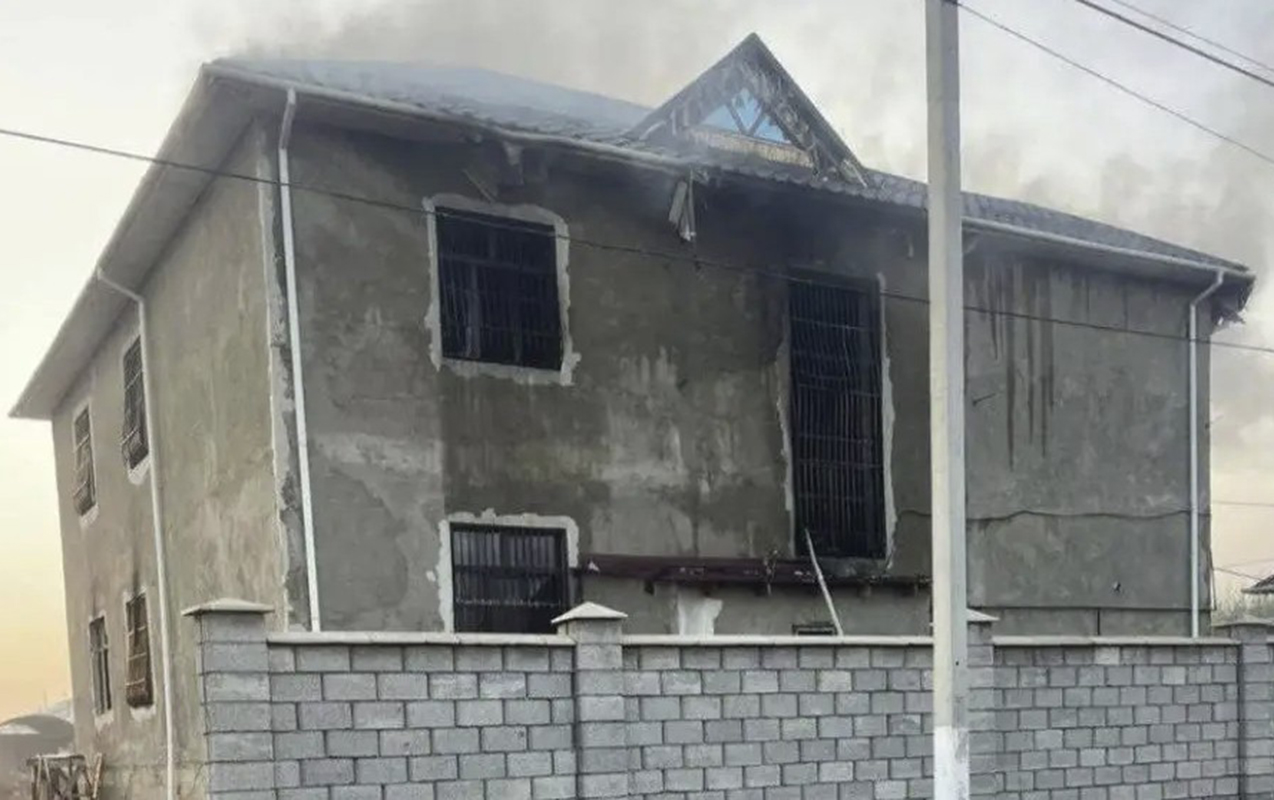 Qazaxıstanda evdə yanğın - 12 ölü