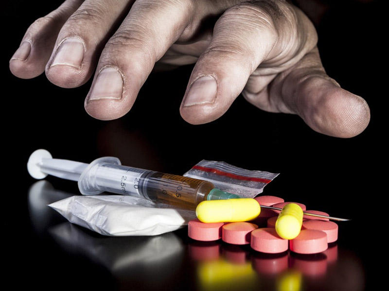 Onlay narkotik biznesi: onları hansı cəza gözləyir?