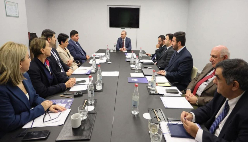 "Bu səfərlər psixoloji baryerləri aradan qaldırır" - Politoloq