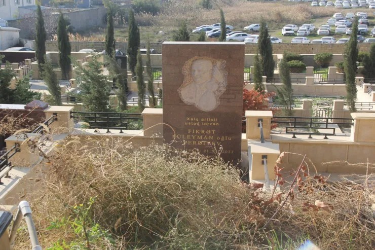 Xalq artistinin məzarı baxımsız vəziyyətdə - Nazirlikdən AÇIQLAMA