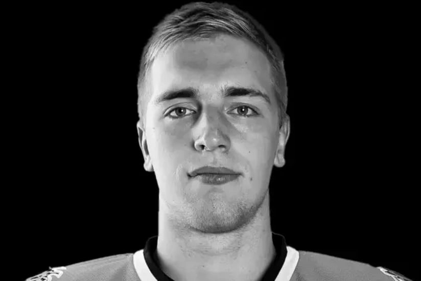 Rusiyalı hokkeyçi 24 yaşında öldü