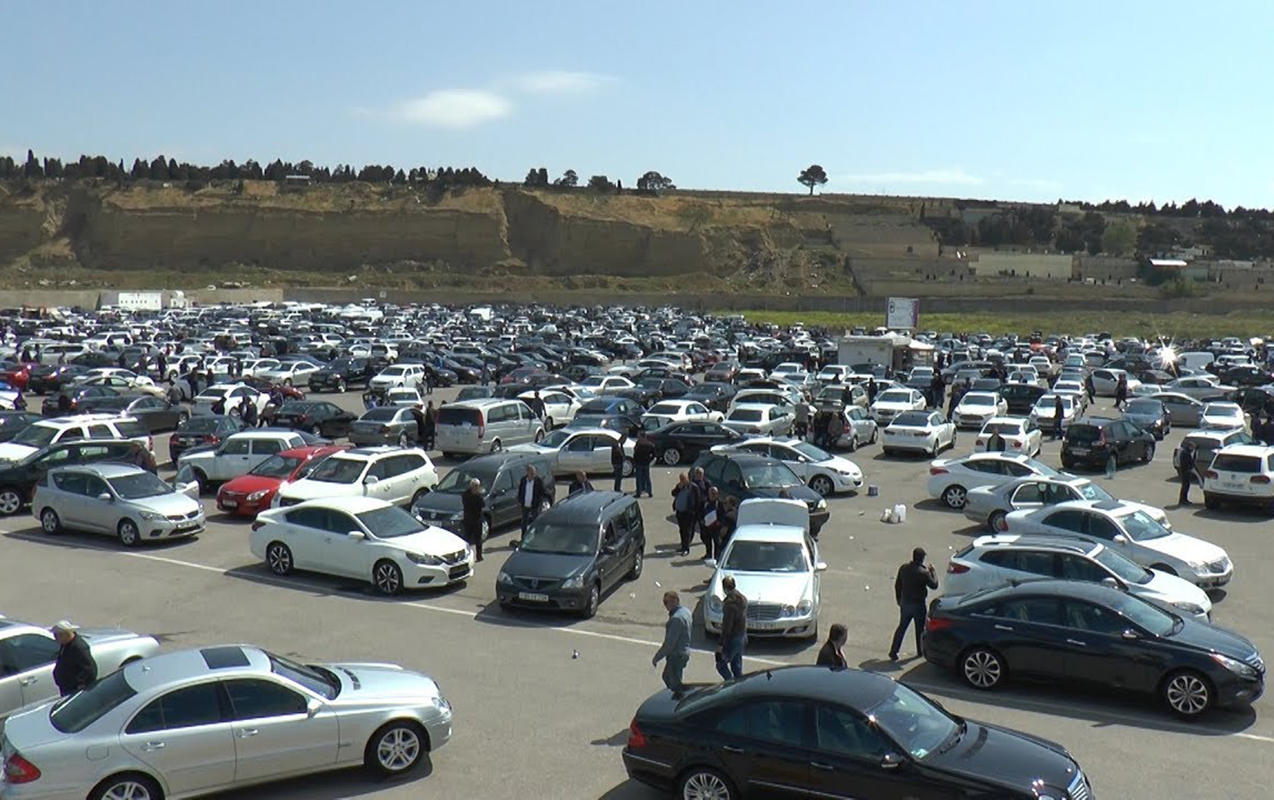 Maşın bazarı Ağdama köçürülür? - Rəsmi