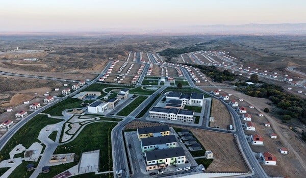 Növbəti köç karvanı Cəbrayılın Horovlu kəndinə çatdı