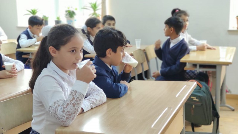 Şagirdlərə ödənişsiz süd verilməsi: "Bu ənənə bərpa edilə bilər"– AÇIQLAMA
