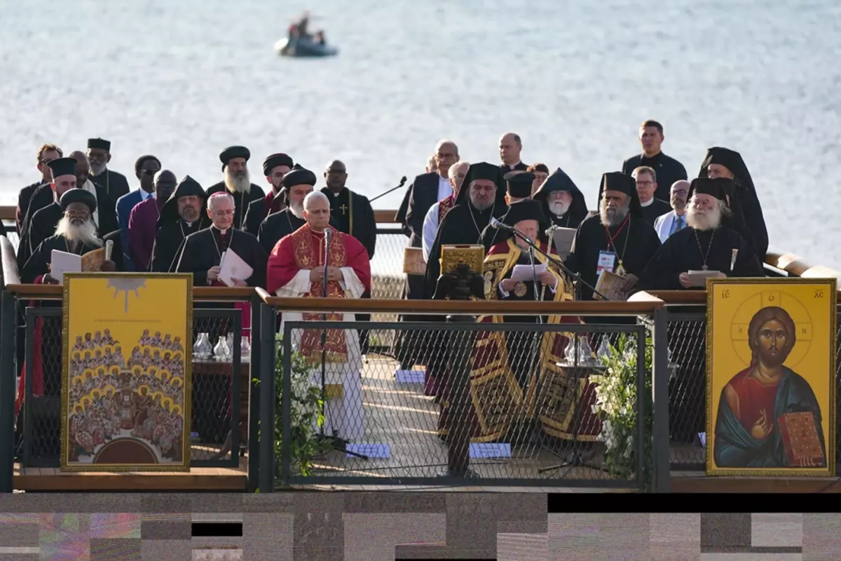 Papa Türkiyədə "Allahu Əkbər"lə qarşılandı -VİDEO