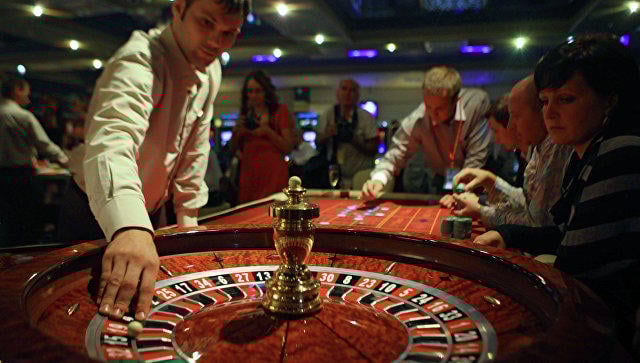 Ər və arvad kazinoda saxta yolla bir milyon qazandı