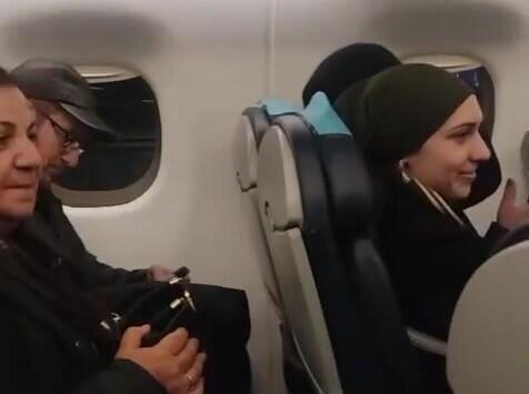 "Sizinlə danışan təyyarə bələdçisi Hökumə Əliyevadır" - Yeni VİDEO yayıldı