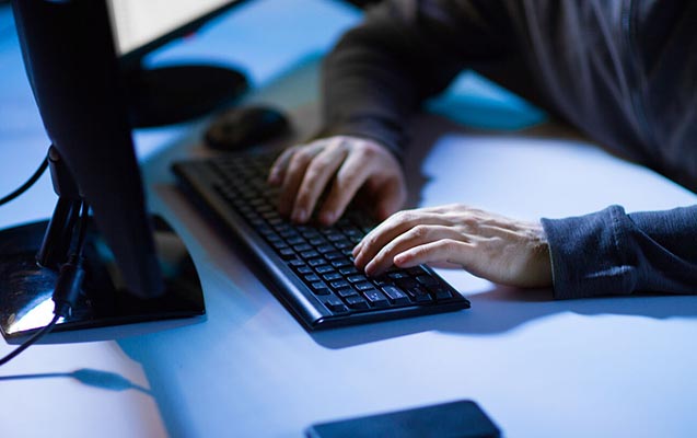 Saxta iş təklifləri ilə bağlı- Xəbərdarlıq