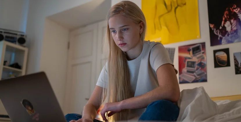 "TikTok" qadağası qoyuldu: "İnstagram" məhdudlaşdırıld