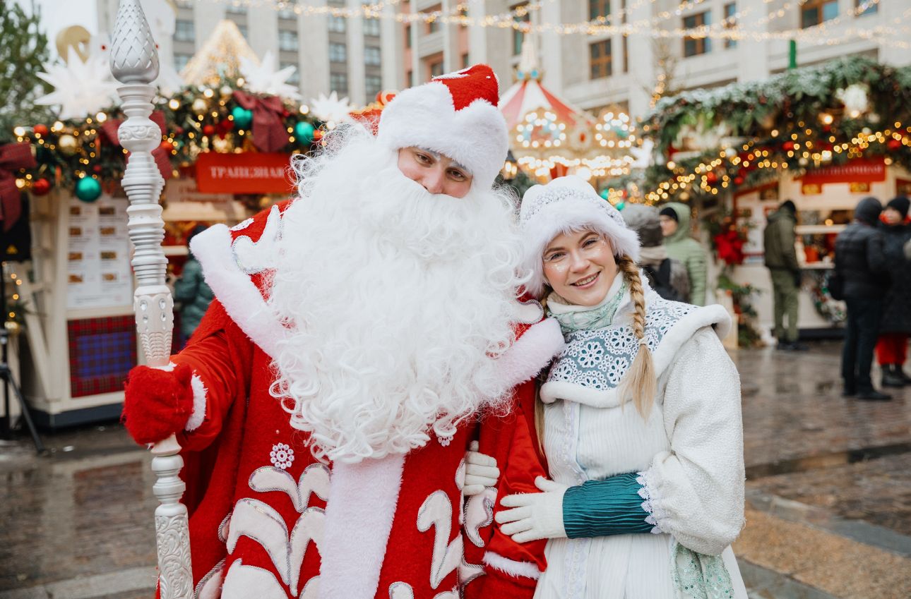 Moskva sizi Yeni il möcüzələri dünyasına səyahətə dəvət edir - FOTOLAR