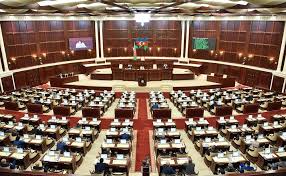 Azərbaycanda deputat istefa verir - İDDİA