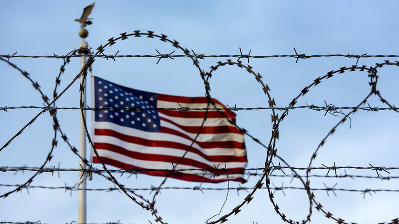 ABŞ ukraynalı blogerləri deportasiya edib