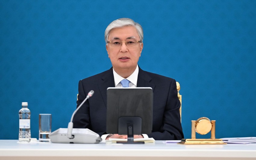 Tokayev: "Sülh müqaviləsinin tezliklə imzalanacağına ümid edirik"