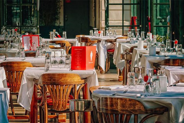 Kafe və restoranların dövriyyəsi 2.5 mlrd. manata yaxınlaşıb