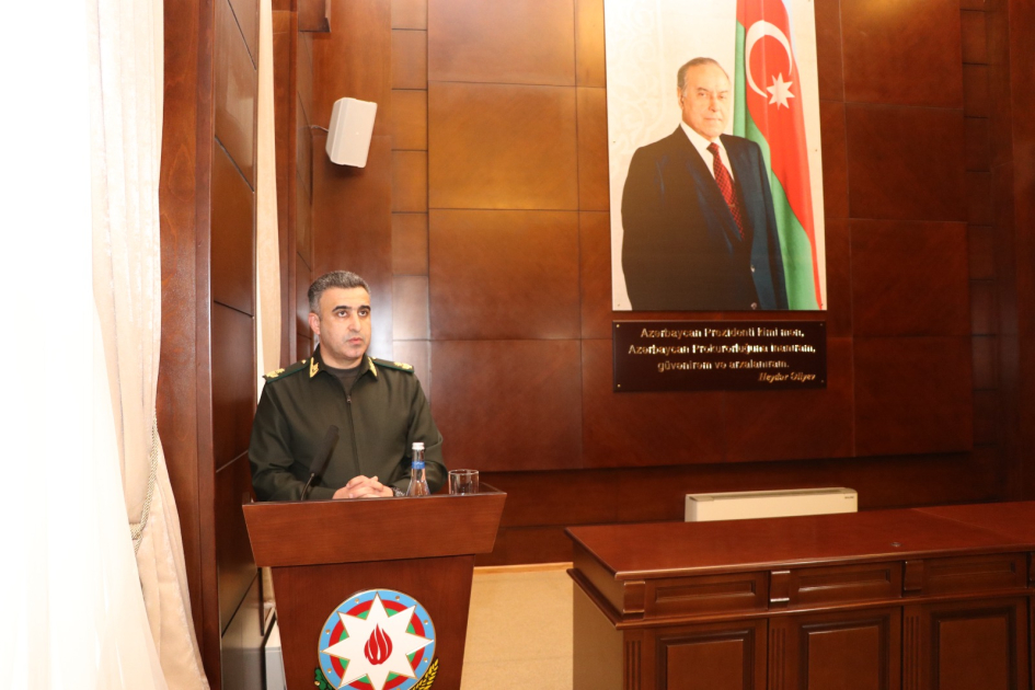 Heydər Əliyevin dövlətçilik irsi hərbi ictimaiyyətə çatdırıldı - FOTOLAR