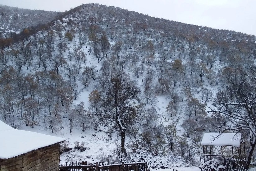 Bu əraziyə qar yağıb