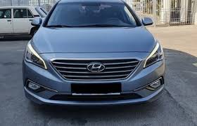 Təmir etdiyi maşının altında qalaraq öldü