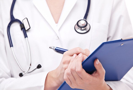 Baş həkimin ölkədən çıxışına STOP qoyuldu