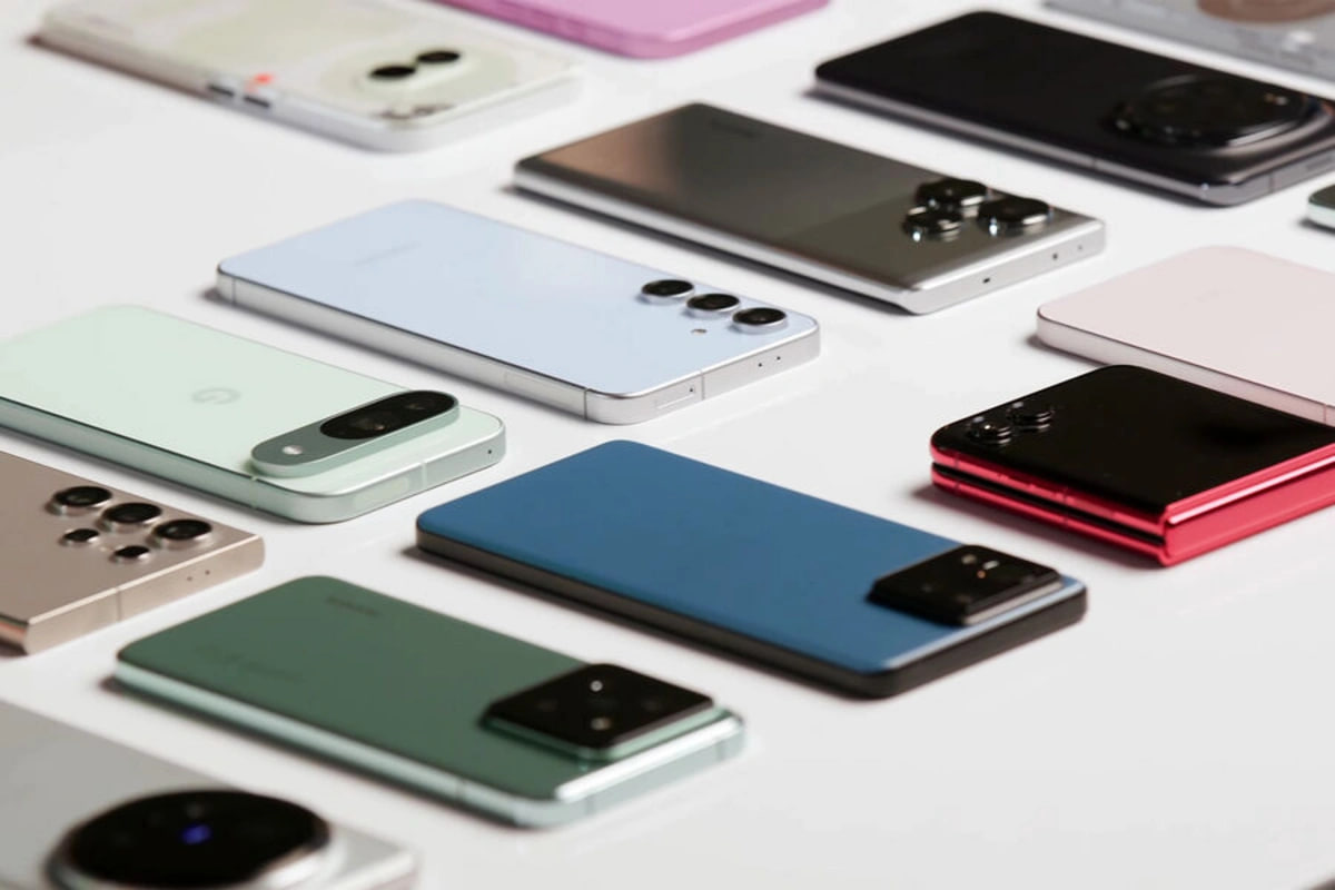 Bu il Azərbaycana gətirilən smartfonların SAYI AÇIQLANDI